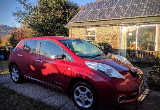 nissan-leaf-solar-pv